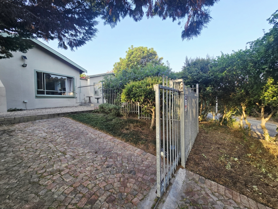 3 Bedroom Property for Sale in Wilderness Central Western Cape
